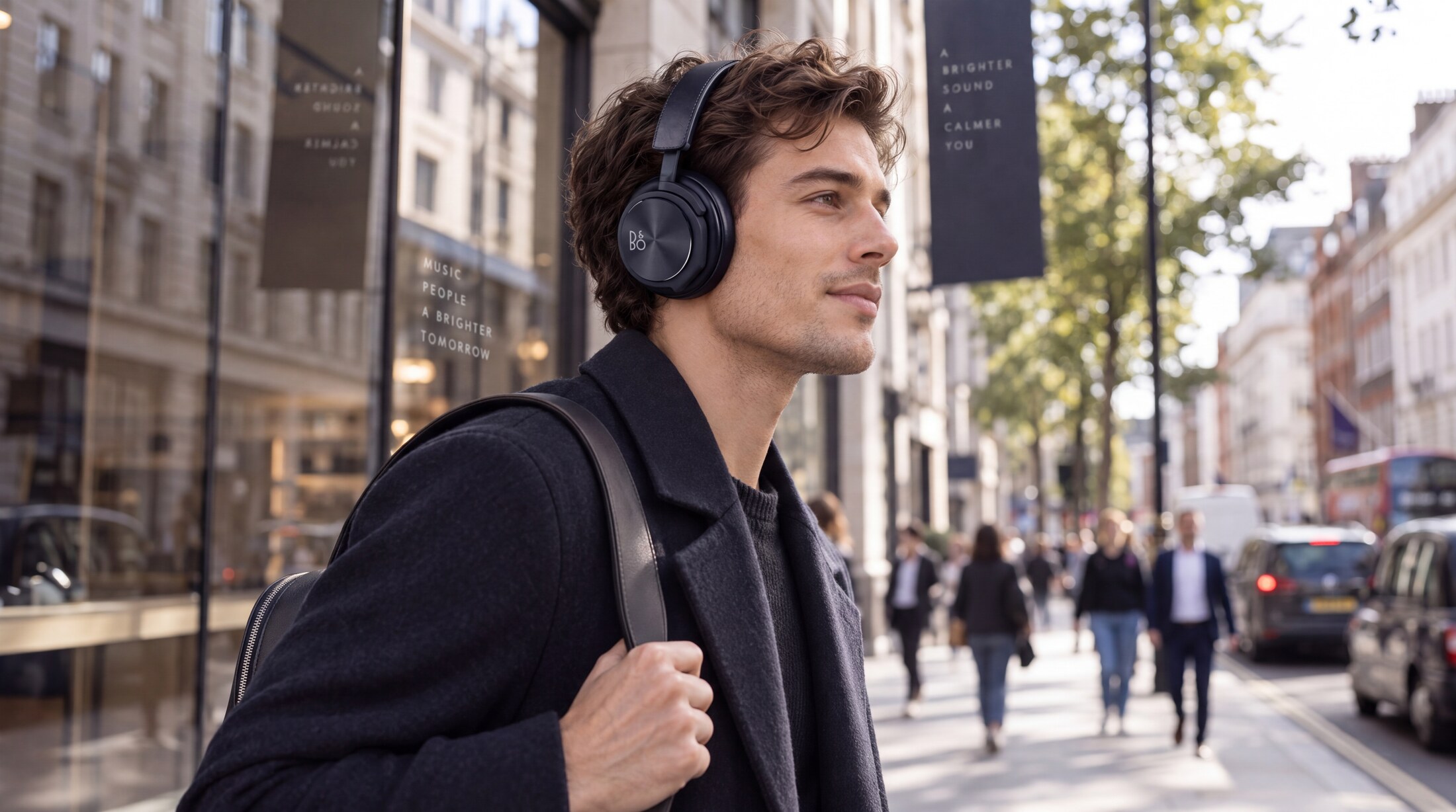 Headphones B&O - crowdfunding campaign CGI visual 3 by IAS Creative